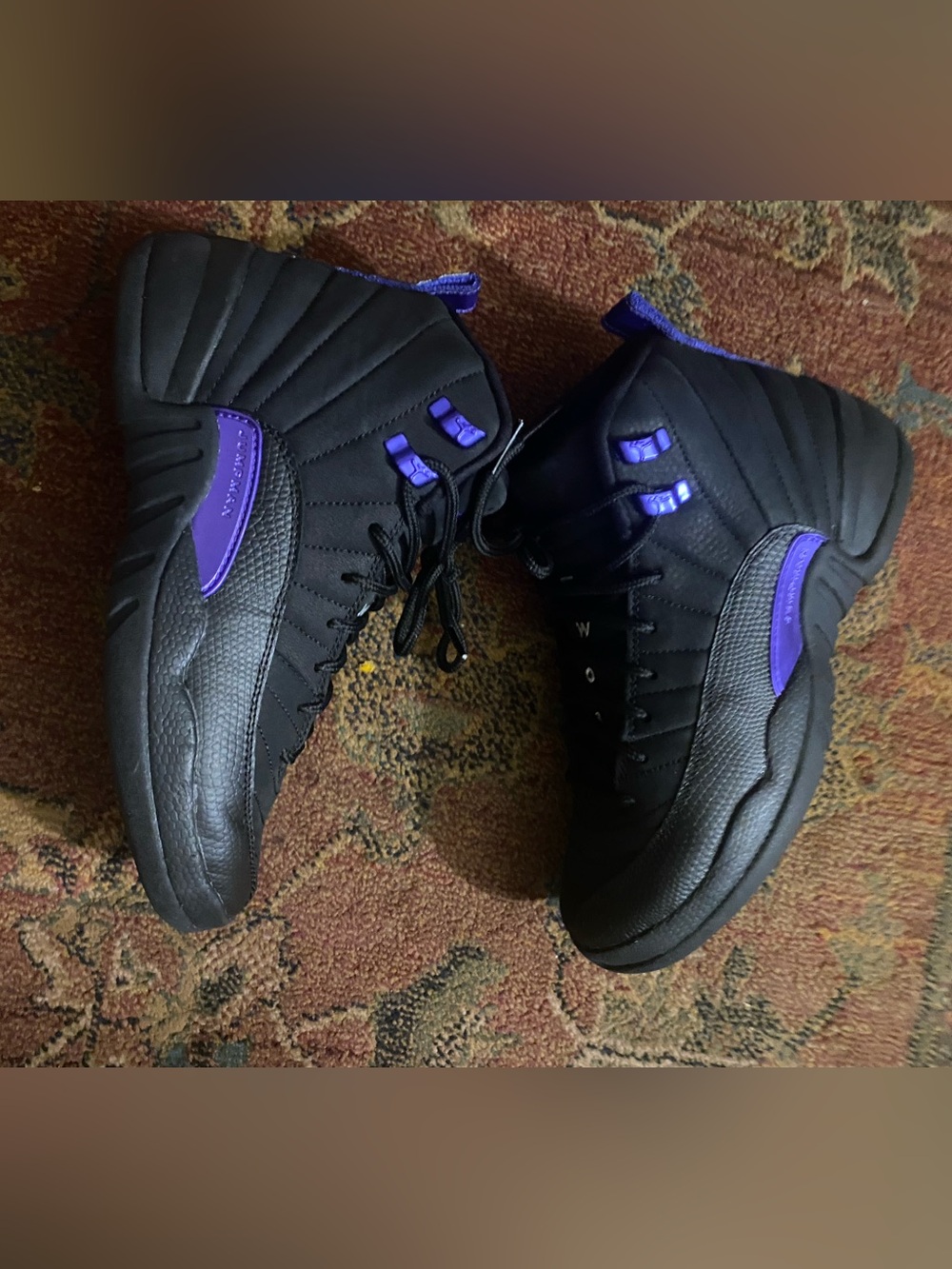 Jordan 12s Black/Purple✨ - Picture 4 of 7